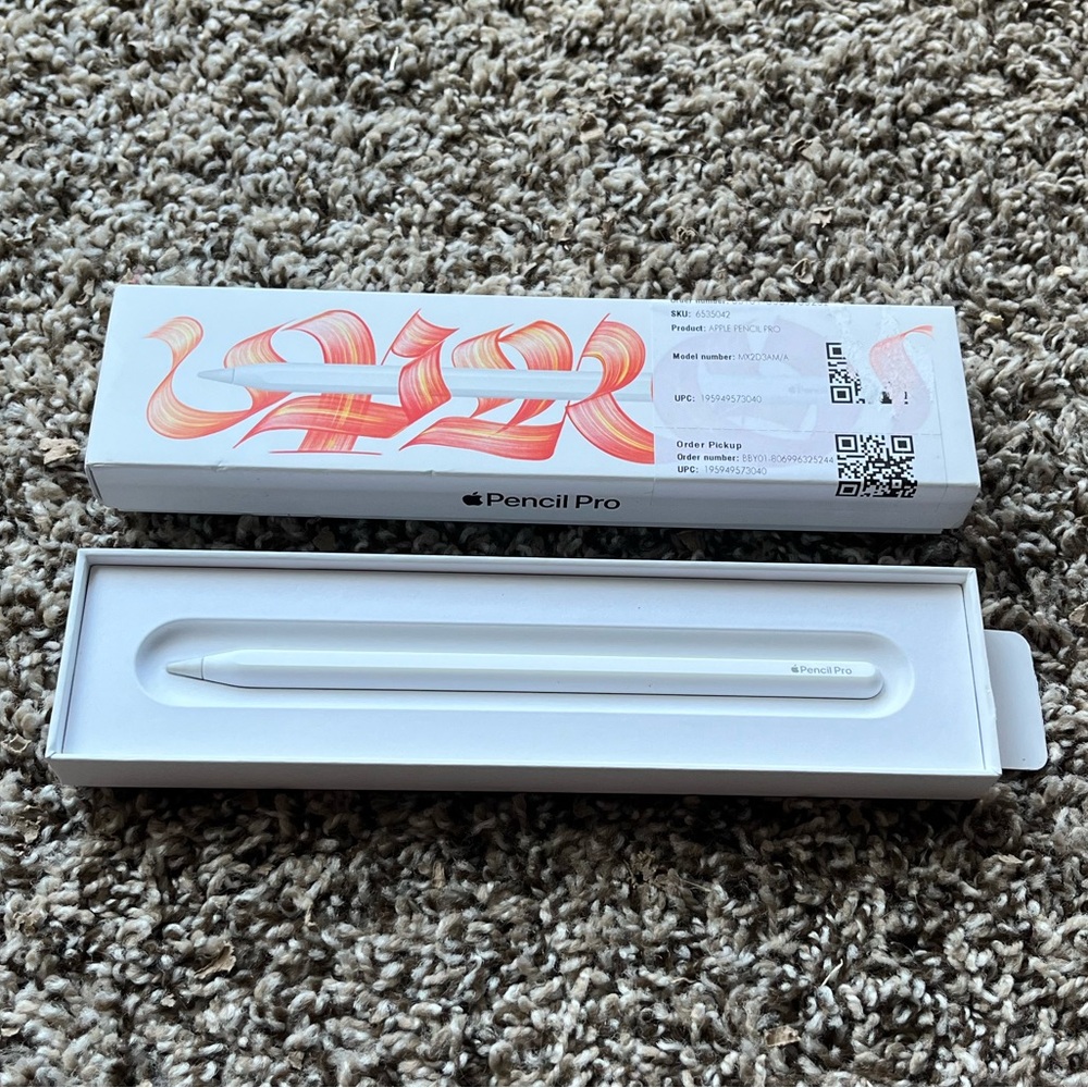 Apple Pencil Pro BNWT